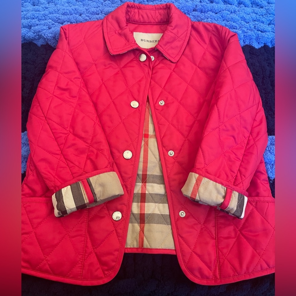 ❤️SOLD❤️Burberry -Girls Red Quilted Jacket Size 6Y NWOT